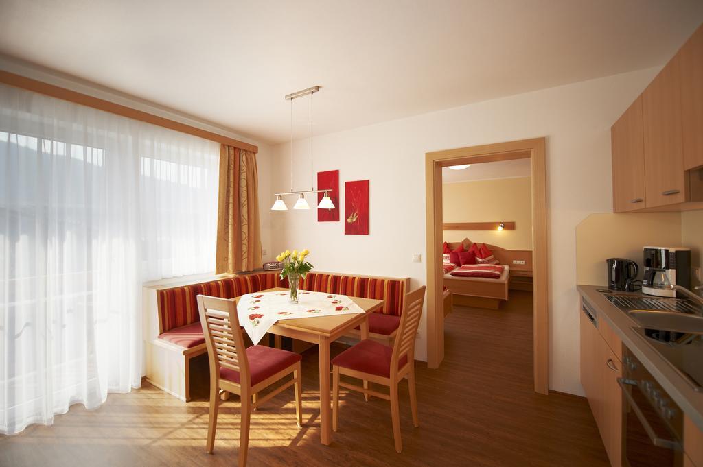 Appartements Bergblick フラッハウ 部屋 写真
